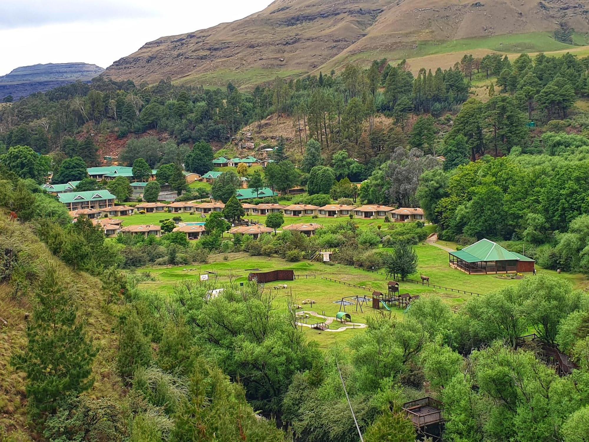 Gooderson Leisure Riverbend Chalets Self Catering And Timeshare Gold Crown Resort Drakensberg Garden Esterno foto