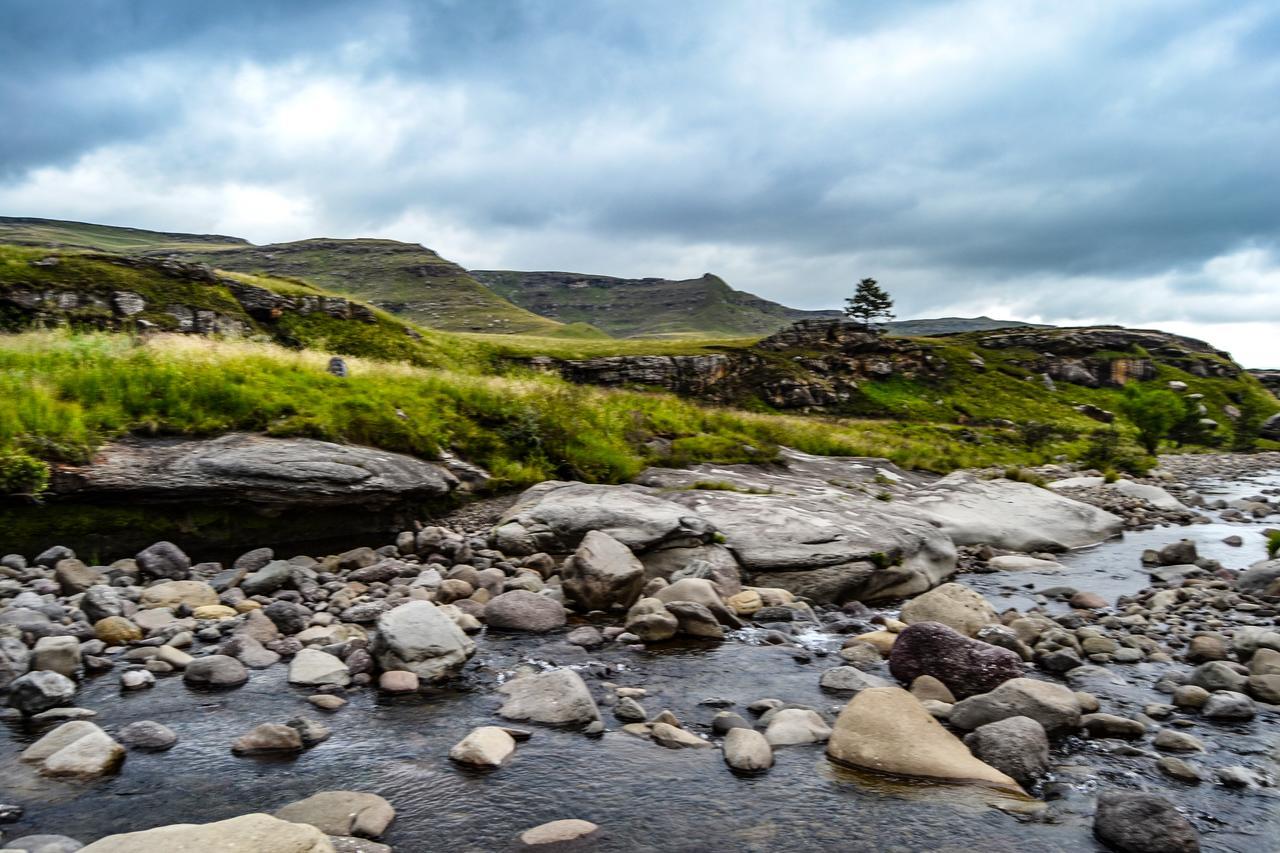 Gooderson Leisure Riverbend Chalets Self Catering And Timeshare Gold Crown Resort Drakensberg Garden Esterno foto
