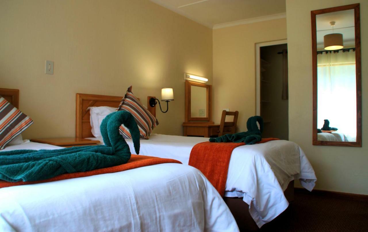Gooderson Leisure Riverbend Chalets Self Catering And Timeshare Gold Crown Resort Drakensberg Garden Esterno foto